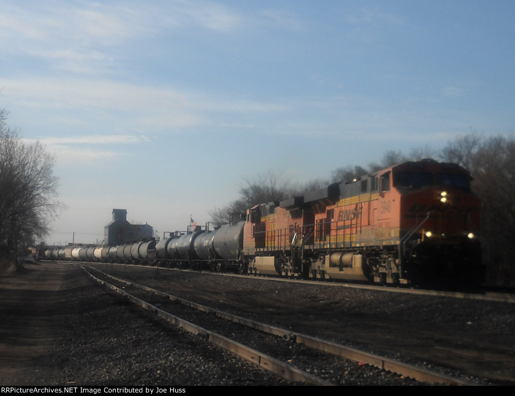 BNSF 5848 West